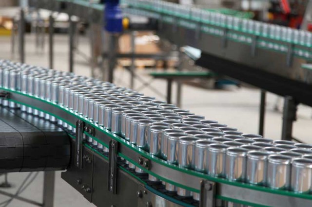 Producţia industrială a crescut mai rapid în România decât în Uniunea Europeană, în mai
