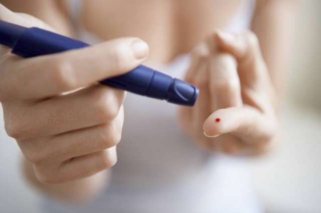 Viața cu DIABET: statul nu asigură bolnavilor nici măcar testele necesare pentru măsurarea glicemiei!