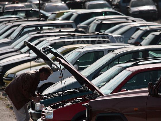 Numărul înmatriculărilor de autoturisme a crescut, în România, cu peste 620.000 într-un an