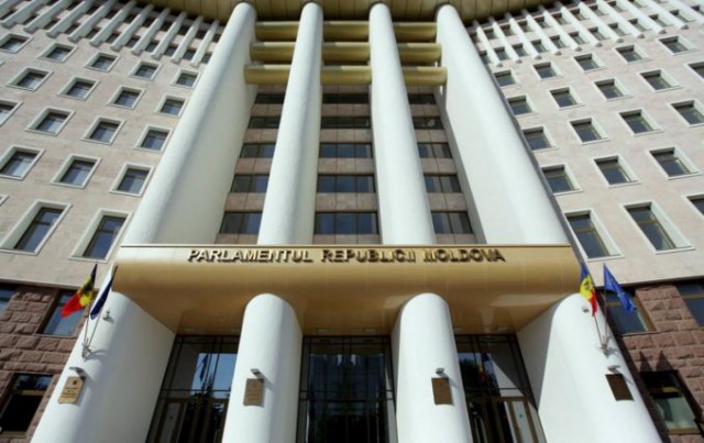 Prima reuniune a noului parlament al Republicii Moldova: Maia Sandu declară toleranţă zero faţă de corupţie