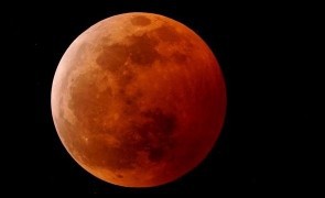 Eclipsa de lună poate fi admirată la Observatorul Astronomic din Constanța!