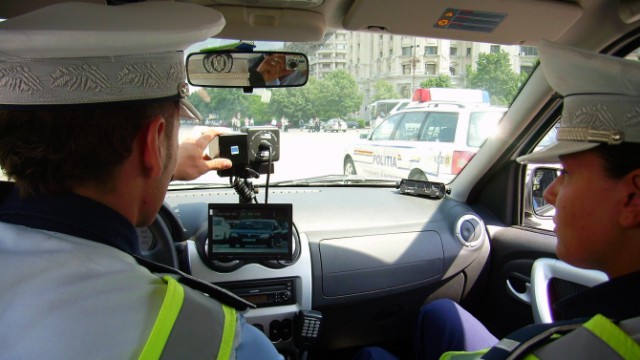 Permise REȚINUTE după ce unii șoferi au făcut RALIURI în CONSTANȚA