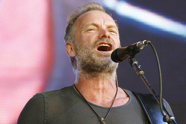 Sting a făcut un apel la solidaritate şi donaţii pentru poporul ucrainean, cântând melodia Russians
