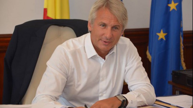 Se vor introduce case de marcat în shaormerii. Teodorovici anunță o modificare radicală