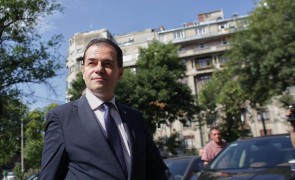 Preşedintele PNL intervine în scandalul valizei Tel Drum: Le cere jurnaliştilor să meargă la DNA