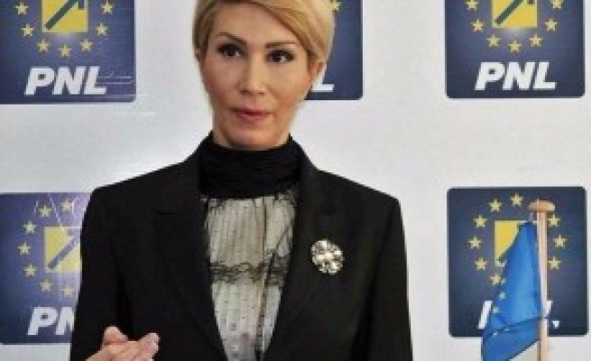 Raluca Turcan îl compară pe Dragnea cu Ceauşescu: 'Am mai văzut asta în 1989. Mitingul nu va fi influenţat'