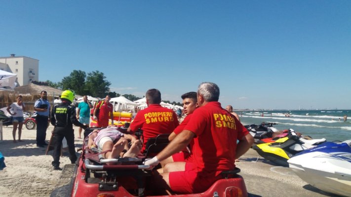 Accident în Mamaia! Un skijet a intrat în stabilopozi, iar mai multe persoane au fost rănite!