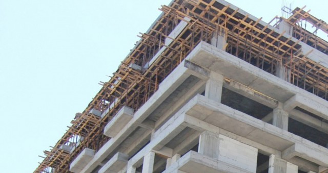 SC Construct GNS Sam cere supraînălţarea blocului construit în Năvodari
