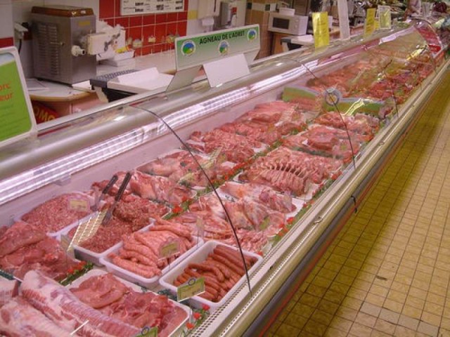 România a importat carne şi preparate din carne de circa 340,3 milioane de euro, în primele cinci luni