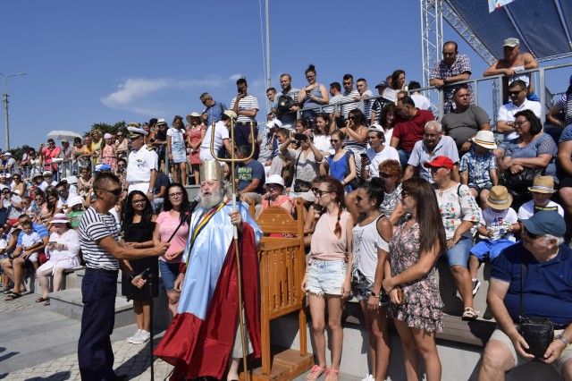 FOTO. Veselie și momente emoționante în Portul Turistic Mangalia, de Ziua Marinei Române