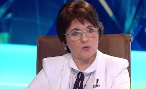 Fosta avocată a lui Dragnea susţine ARESTAREA oficialilor care au comandat intervenţia jandarmilor în Piaţa Victoriei