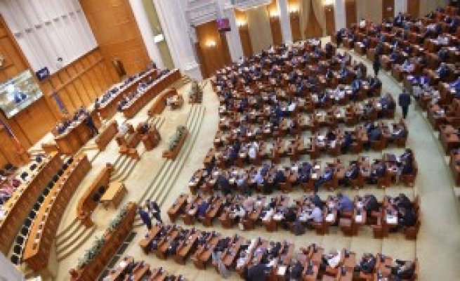 O propunere legislativa IMPORTANTĂ a fost adoptată de Senat: Parlamentarii au aprobat proiectul privind prevenirea şi combaterea spălării banilor