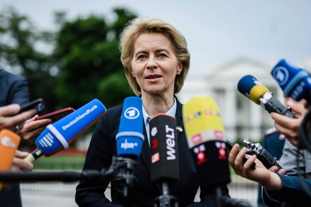 Ursula von der Leyen îi sprijină pe candidaţii Franţei şi Ungariei pentru posturi de comisari europeni