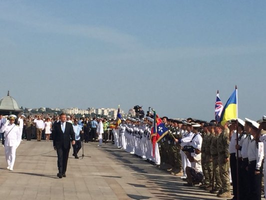 ZIUA MARINEI la Constanța. Peste 12.000 de oameni se află pe faleză!