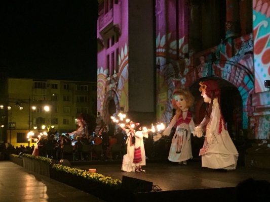 'Sub semnul Centenarului', evenimentul plin de culoare şi încărcătură emoţională care a adunat mii de spectatori!