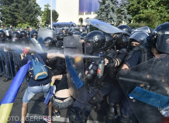 Klaus Iohannis lansează atacul final: „Guvernul PSD a gazat şi a bătut românii, mi se pare incallificabil şi inadmisibil“