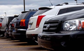 Veşti proaste pentru samsarii de mașini. RAR introduce cazierul autoturismului prin SMS