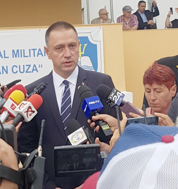 Ministrul Fifor, la deschiderea Colegiului Militar de la Constanţa: ‘Am aprobat 6.400 de funcţii pentru Armata României’