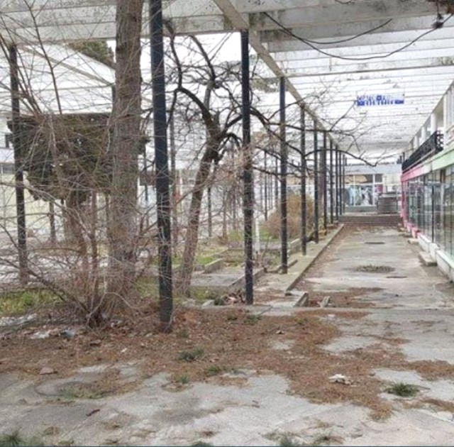 Gata cu RUINA a ceea ce a fost cândva mândria litoralului românesc! Teatrul de vară Mamaia intră în reabilitare
