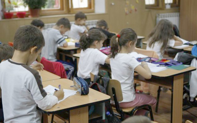 Primar din judeţul Constanţa: ‘Mă aştept ca părinţii să refuze să-i mai trimită pe cei mici la şcoală, încă din prima zi!’