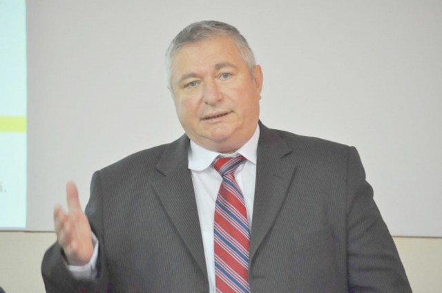 Prejudiciul de 71 de miliarde, imputat fostului primar din Hârşova, Tudor Nădrag, s-a... ‘evaporat’ în instanţă!