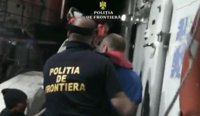 Cetățean român rănit la bordul unui pescador, transportat în port de către poliţiştii de frontieră constănțeni