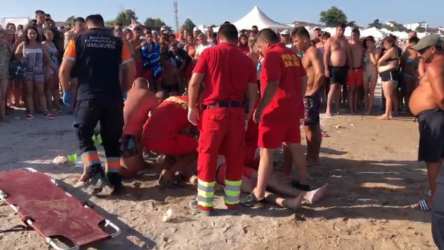 Persoană în PERICOL de ÎNEC la Vama Veche