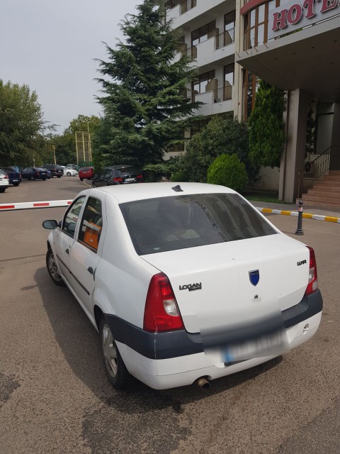 Transportul de persoane în regim de taxi. Șoferii constănțeni care practică 'pirateria', verificați de polițiștii locali