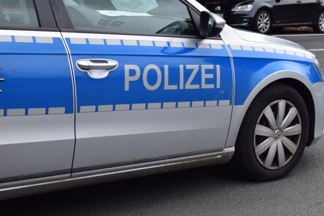 Germania: Trei bărbaţi reţinuţi, suspectaţi de plănuirea unui atac