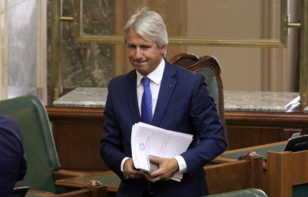 Ministrul Finanţelor: Taxarea muncii în România trebuie redusă; programul de guvernare ar trebui adaptat cu un set de măsuri pe acest capitol