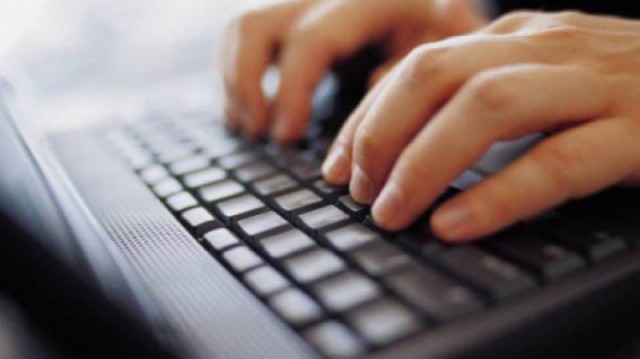 INACO: În România, aproape trei sferturi din populaţia adultă, lipsită de competenţe digitale de bază; neimplicarea digitală se traduce în marginalizare