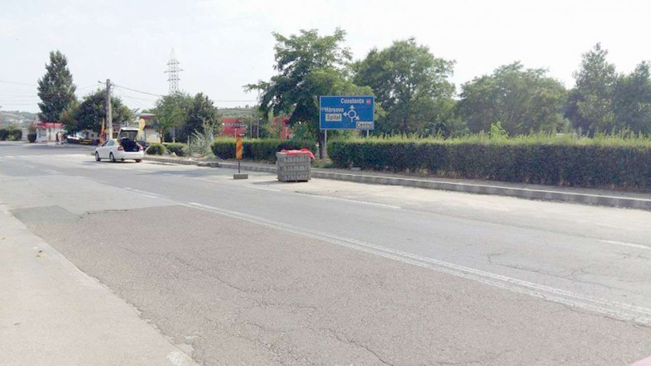 După asfalt, Primăria Cernavodă închiriază de la Gherghiniţă şi utilajele pentru întreţinerea străzilor După asfalt, Primăria Cernavodă închiriază de la Gherghiniţă şi utilajele pentru întreţinerea străzilor