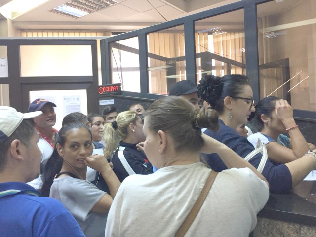 Calculatoare destinate auto-servirii în unitățile fiscale