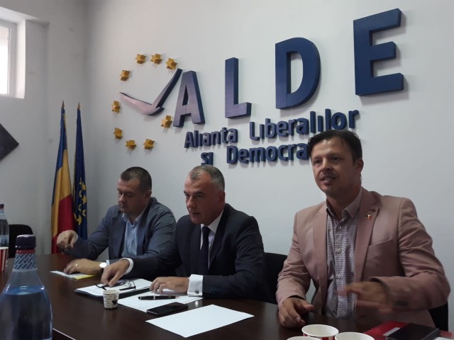 ALDE Constanța, în proces de reorganizare: s-a discutat și despre cine va merge în CJC în locul lui Learciu