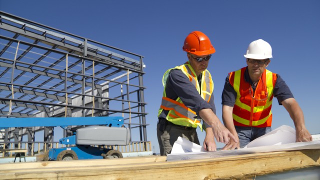 România, cel mai semnificativ declin al lucrărilor de construcţii din UE, în iulie
