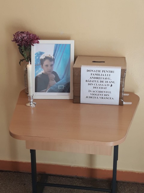 Copilul mort, împreună cu părinții lui, în accidentul din Vrancea era elev al școlii 29 din Tomis Nord!
