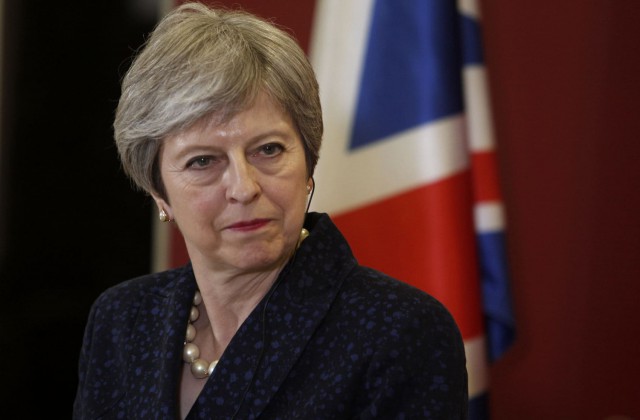 Theresa May, obligată să prezinte un plan în trei zile, dacă parlamentul respinge acordul privind Brexitul