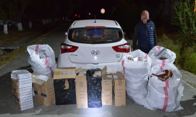 Trei contrabandiști din Constanța arestați în urma unor descinderi!