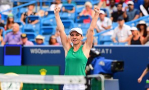 Simona Halep face anunţ MAJOR: Când va reveni pe teren, după diagnosticul de hernie de disc