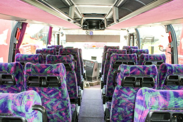 INS: Transportul rutier de pasageri a înregistrat în primul semestru o creştere cu 13,8%; transportul aerian, în creştere cu 7,5%