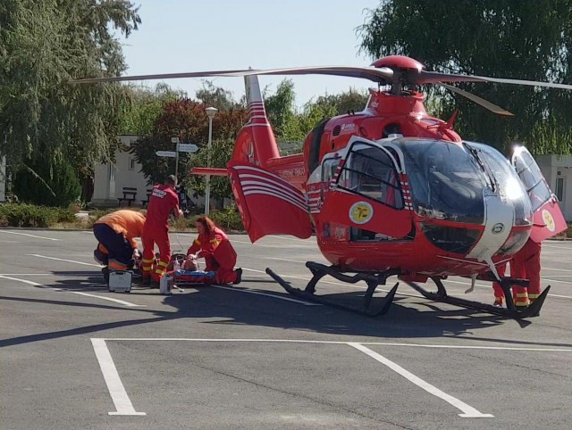 Elicopterul SMURD a INTERVENIT în Mamaia: o persoană a căzut de la înălțime! VIDEO