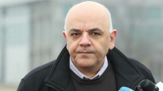Arafat susţine că modificările aduse domeniului sănătăţii prin OUG vor destabiliza sectorul public de urgenţă