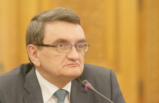 Victor Ciorbea și soția, beneficiari ai amnistiei fiscale. Le-a fost ștearsă peste 70% din datoria la Fisc, pe impozite neplătite de 10 ani