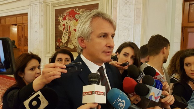 Eugen Teodorovici: ANAF nu va amenda firmele care au făcut demersuri pentru achiziţionarea noilor case marcat fiscale