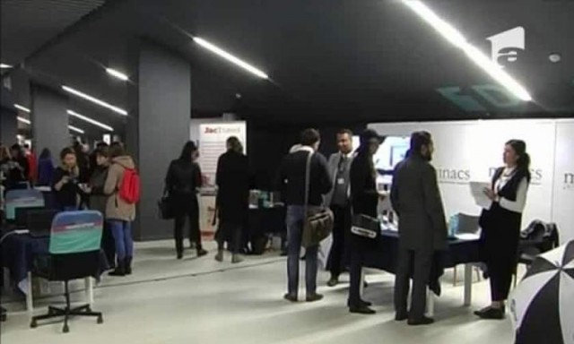 AMOFM: 141 agenţi economici şi-au anunţat participarea la bursa locurilor de muncă pentru absolvenţi; 6.559 locuri de muncă oferite