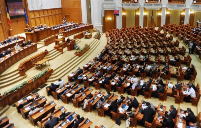 Camera Deputaţilor: Moţiunea simplă pe justiţie - respinsă