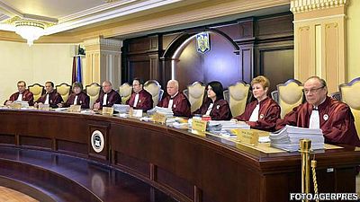 BOMBĂ! CCR a DECIS că majorarea pensiilor cu 40% e CONSTITUȚIONALĂ