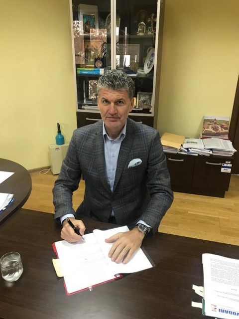 Primarul Chelaru promite înfrumusețarea SPAȚIILOR VERZI din Năvodari!