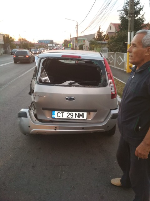 Accident rutier în Valu lui Traian: a întors peste marcajul dublu continuu!