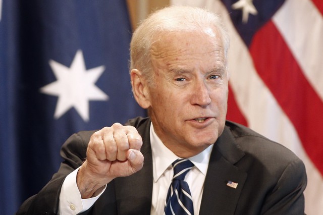 SUA: Fostul vicepreşedinte democrat Joe Biden şi-a anunţat intrarea în cursa pentru Casa Albă